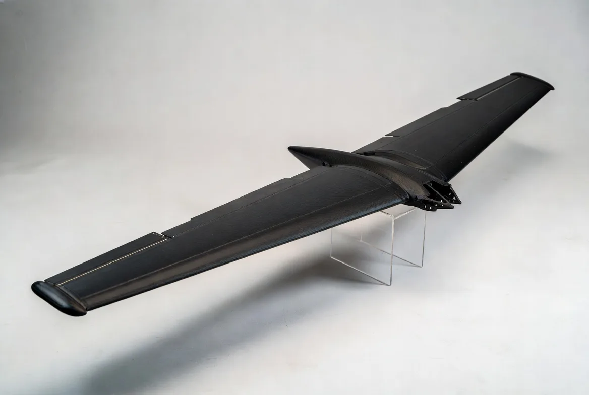 3D-друк крил для БПЛА з вуглецевого волокна Prom3D